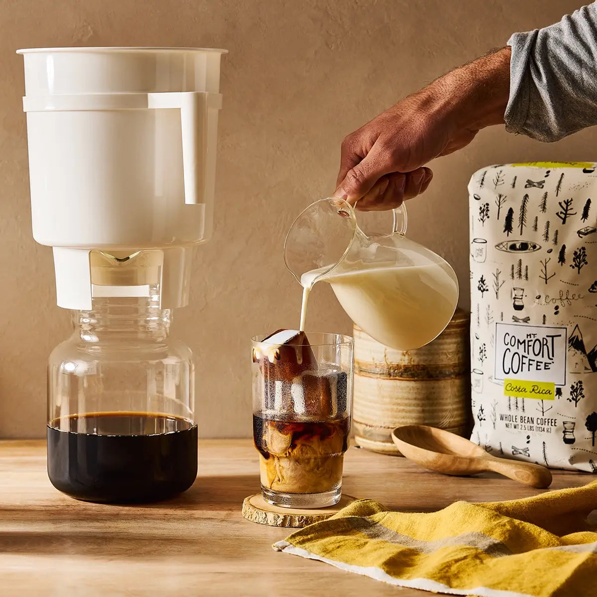 Pouring Mt Comfort Coffee Costa Rican 2.5lb bulk coffee beans 